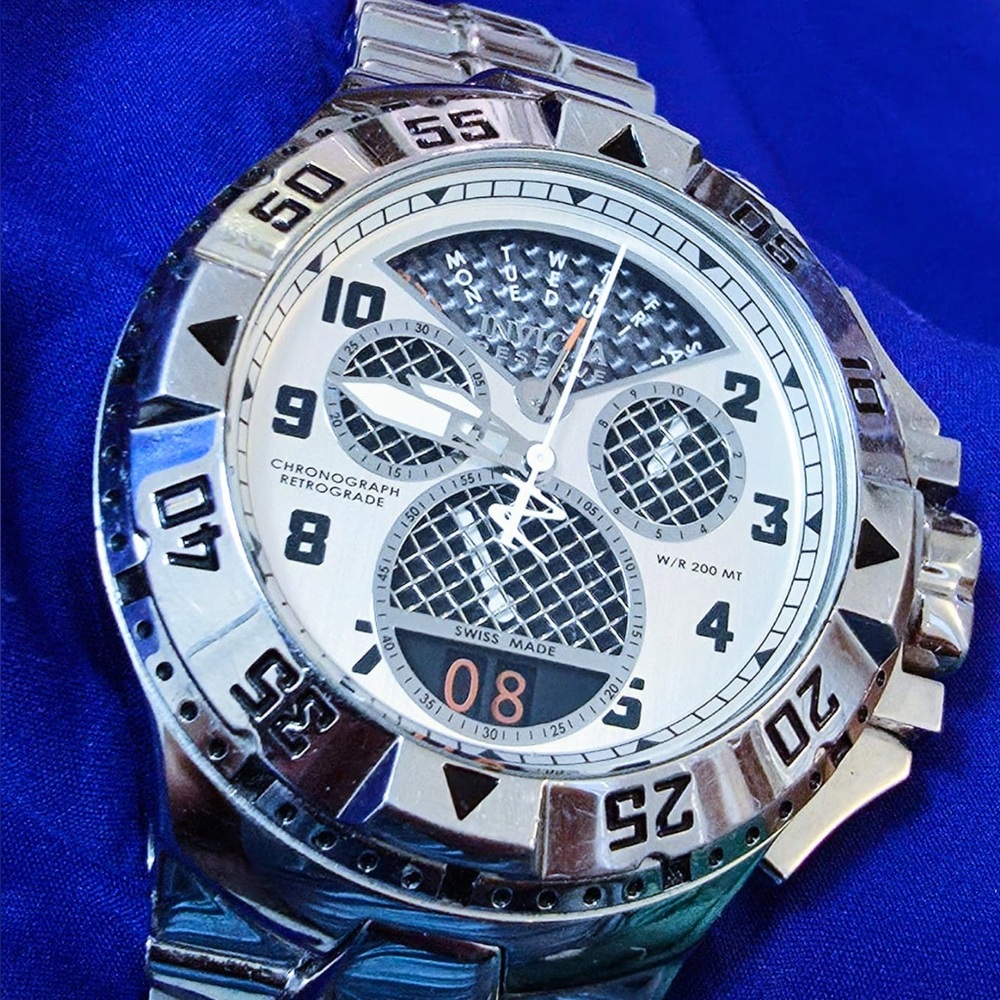 Invicta Excursion Swiss Made Luxury Invicta Big Mens Watch